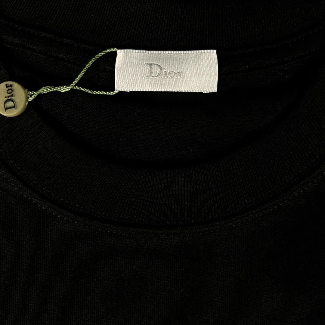 【2026】【DIOR公式旗艦店】ディオール   Tシャツ ご好評に付き再入荷！