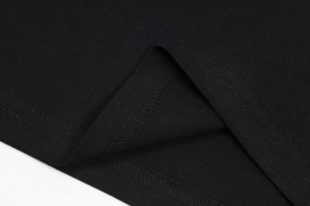 【2026】【 DIOR 公式旗艦店】ディオール   Tシャツ ご好評に付き再入荷！