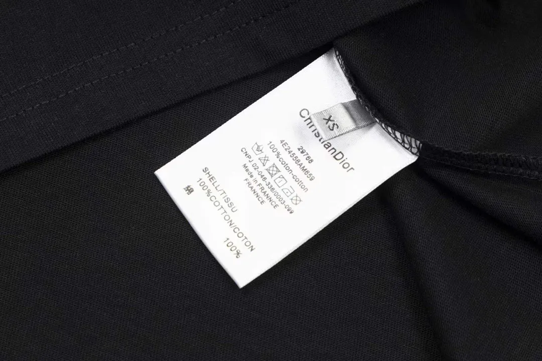 【2026】【 DIOR 公式旗艦店】ディオール   Tシャツ ご好評に付き再入荷！