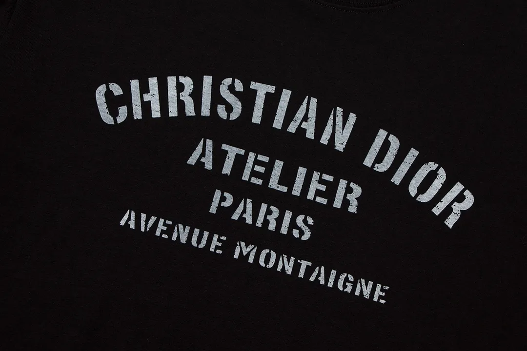 【2026】【 DIOR 公式旗艦店】ディオール   Tシャツ ご好評に付き再入荷！