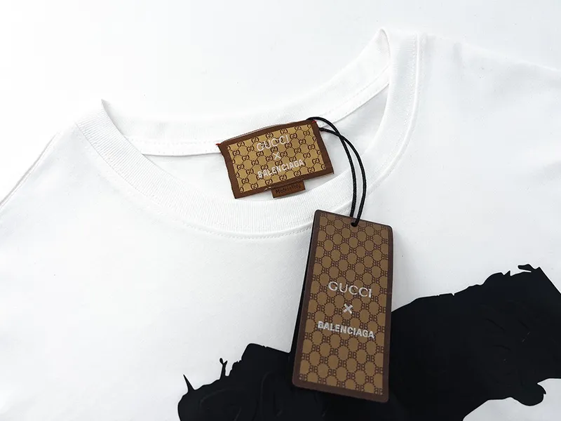 【2026】【GUCCI公式旗艦店】クッチ   Tシャツ ご好評に付き再入荷！