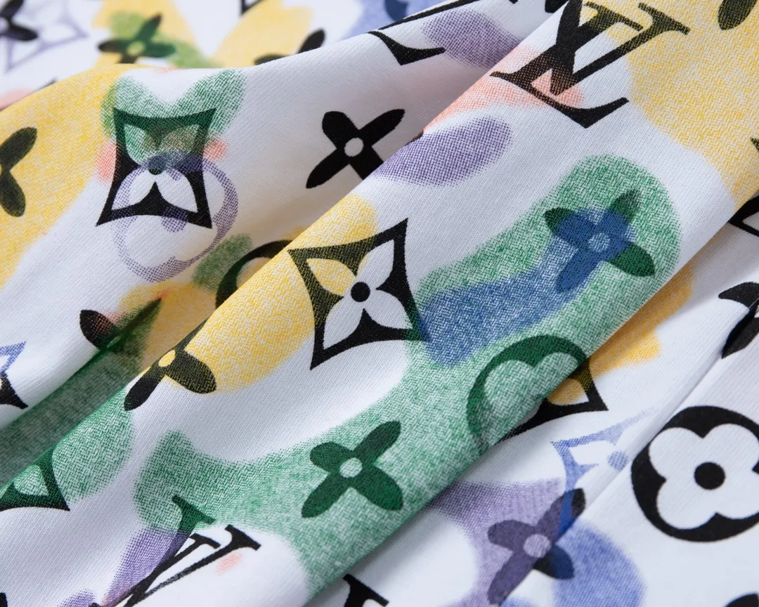 【2026】【LOUIS VUITTON  公式旗艦店】ルイヴィトン   Tシャツ ご好評に付き再入荷！