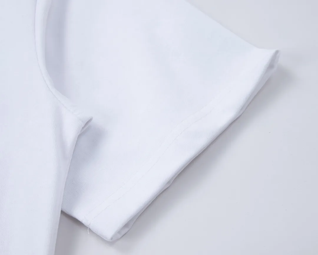 【2026】【LOUIS VUITTON  公式旗艦店】ルイヴィトン   Tシャツ ご好評に付き再入荷！