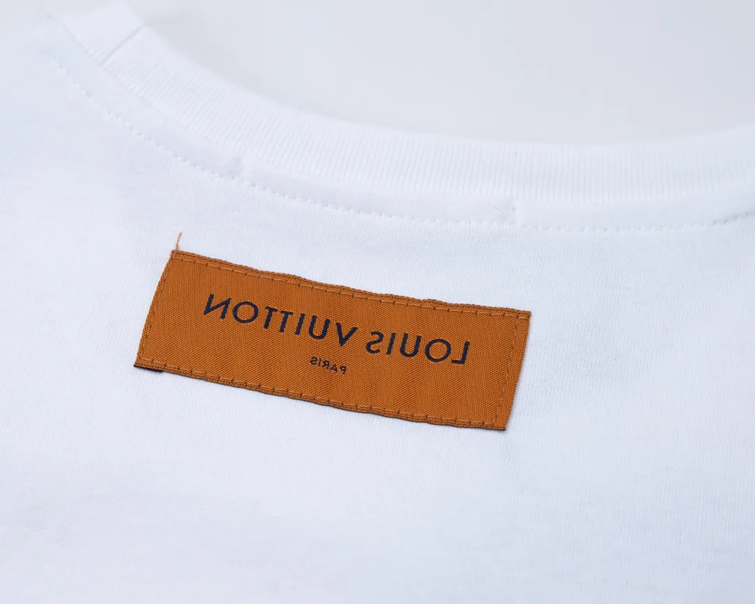【2026】【LOUIS VUITTON  公式旗艦店】ルイヴィトン   Tシャツ ご好評に付き再入荷！