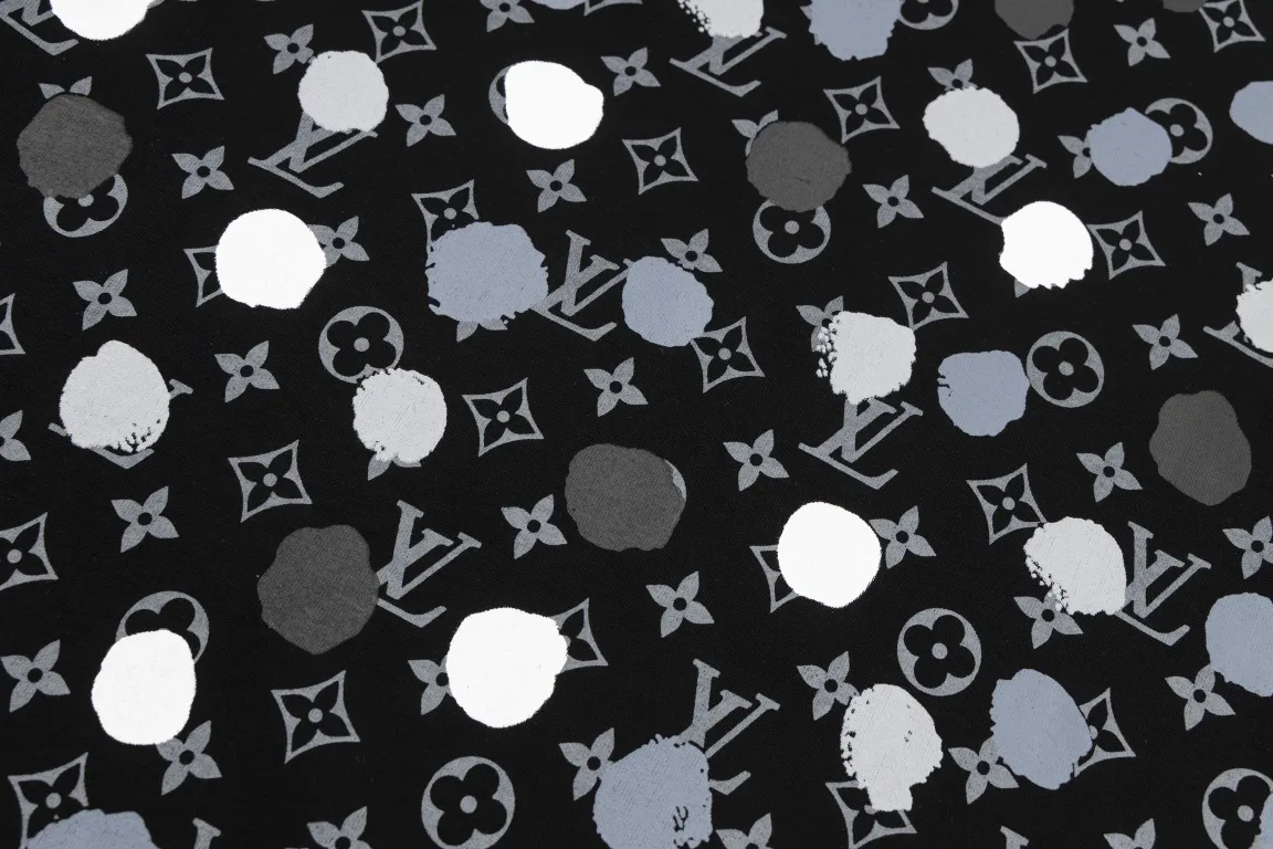 【2026】【LOUIS VUITTON  公式旗艦店】ルイヴィトン   Tシャツ ご好評に付き再入荷！