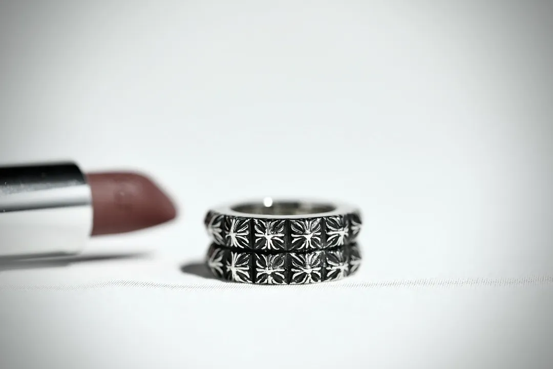 【2026】【Chrome Hearts】  男性と女性のためのクロエハートファッションパーソナリティリング