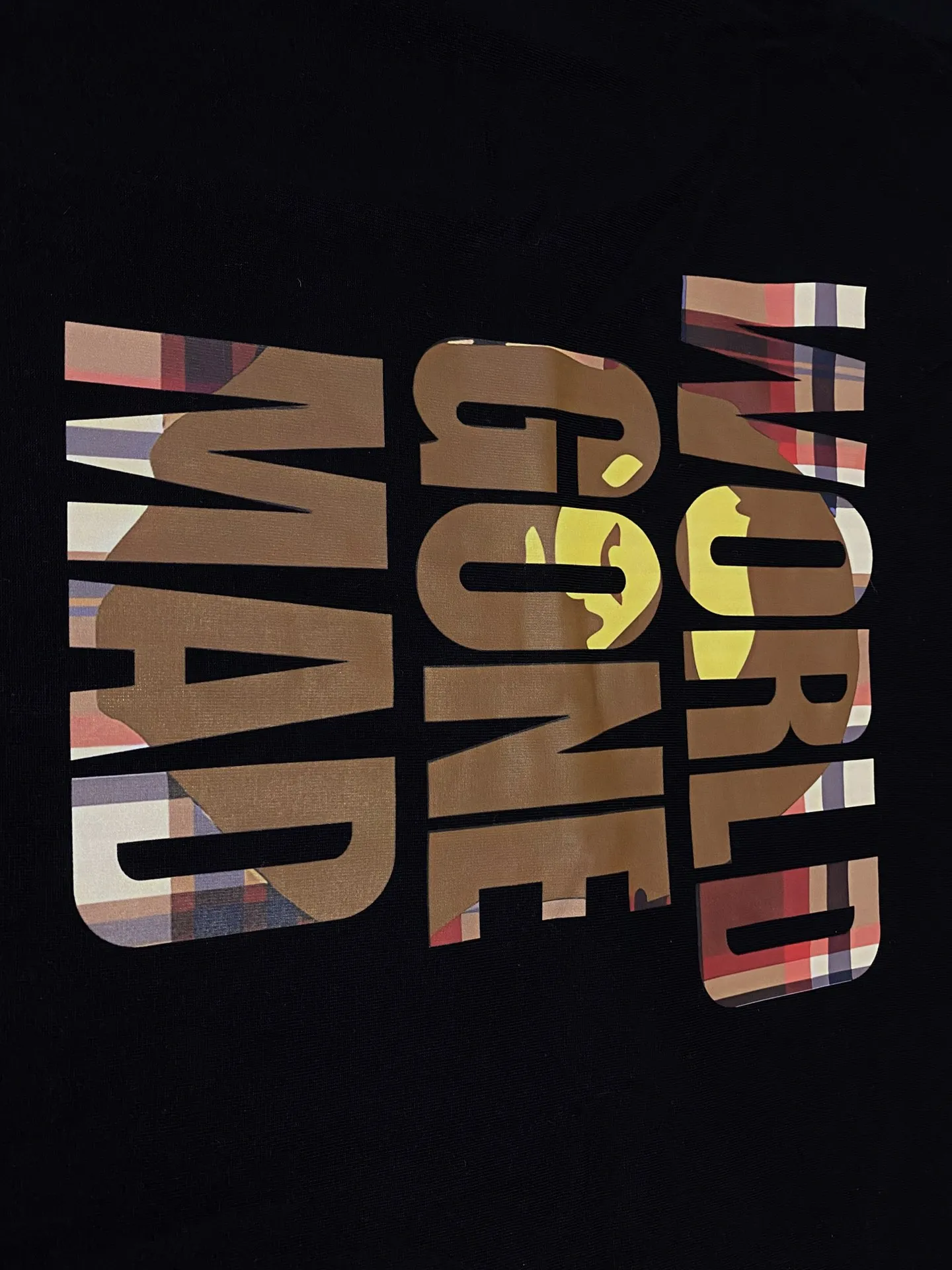 【BAPE  公式旗艦店】Tシャツご好評に付き再入荷！