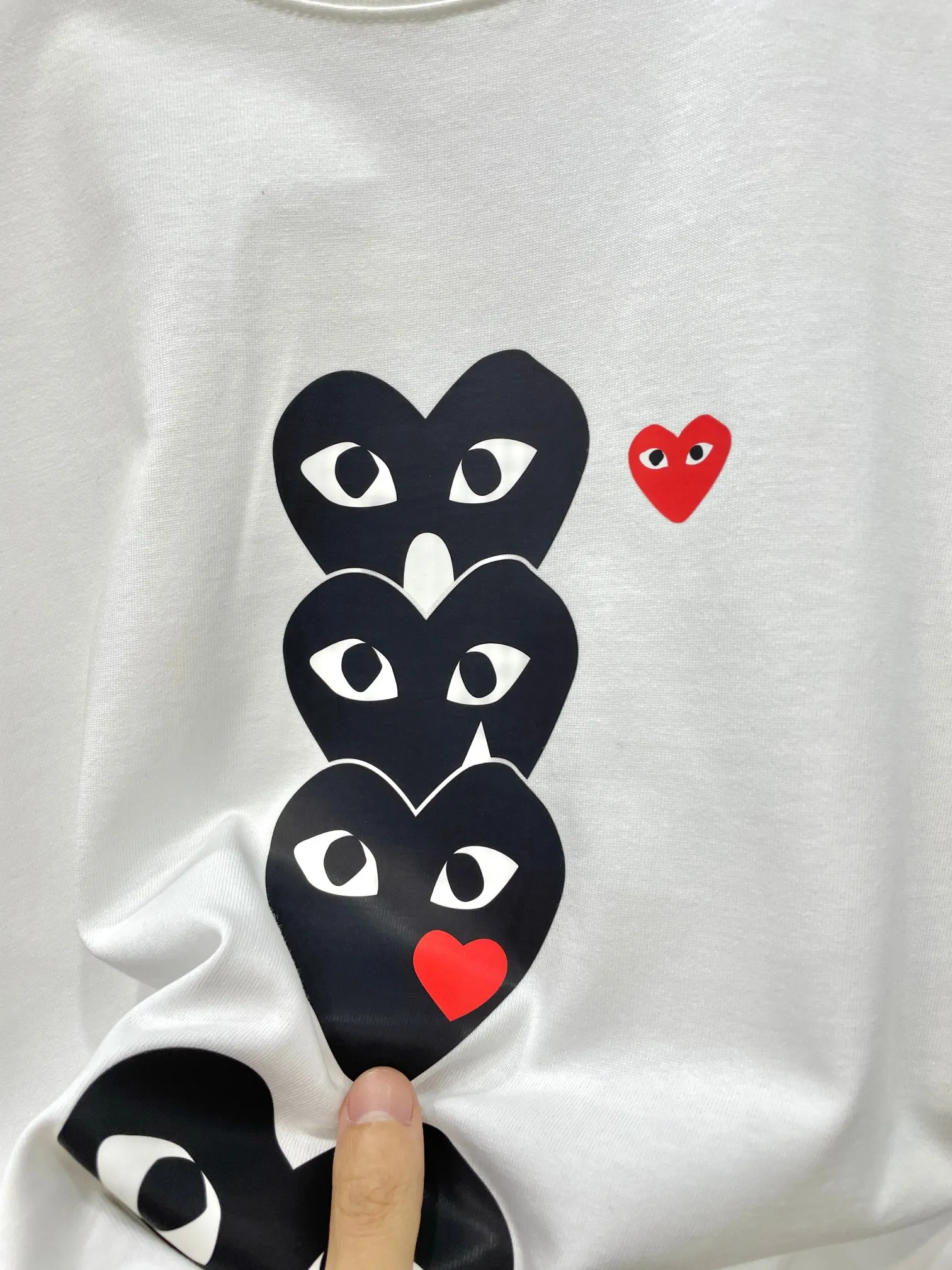 【COMME DES GARCONS PLAY 公式旗艦店】 コム デ ギャルソン プレイ   Tシャツご好評に付き再入荷 24628