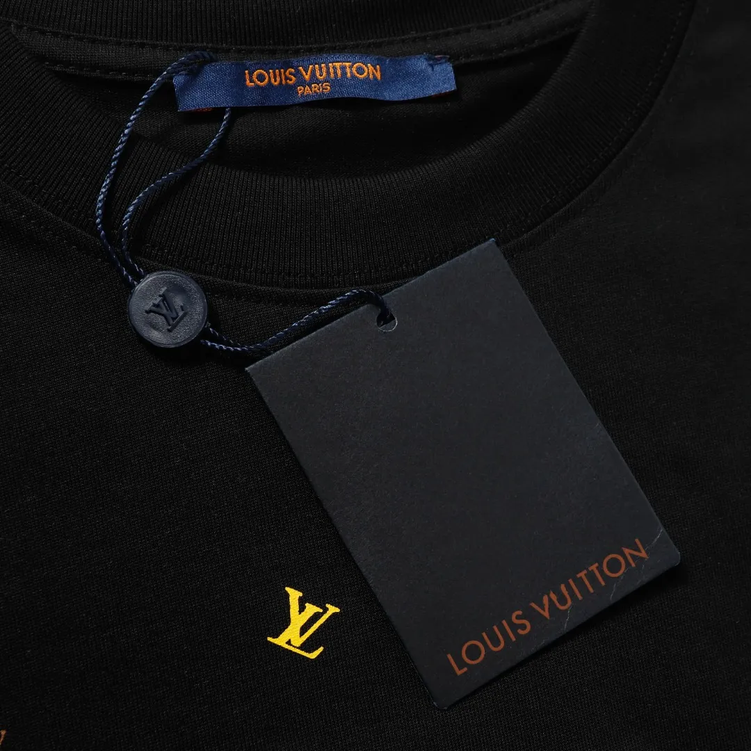 LV【LOUIS VUITTON  公式旗艦店】ルイヴィトン   Tシャツ ご好評に付き再入荷！250211