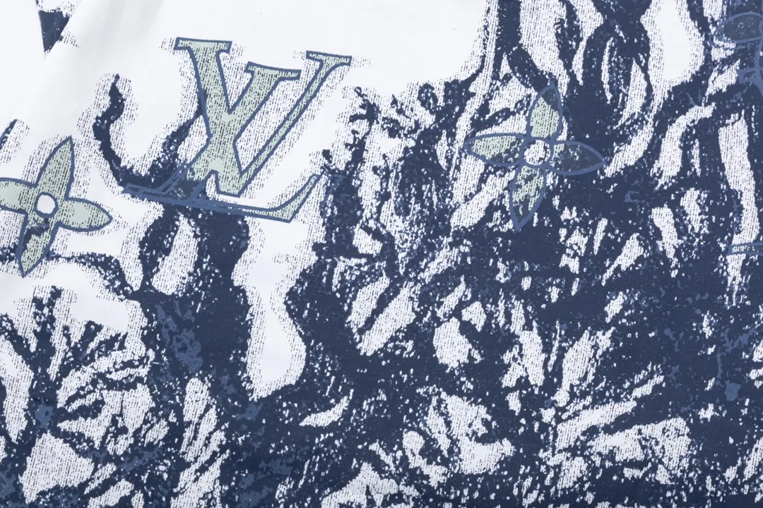 LV【LOUIS VUITTON  公式旗艦店】ルイヴィトン   Tシャツ ご好評に付き再入荷！250211