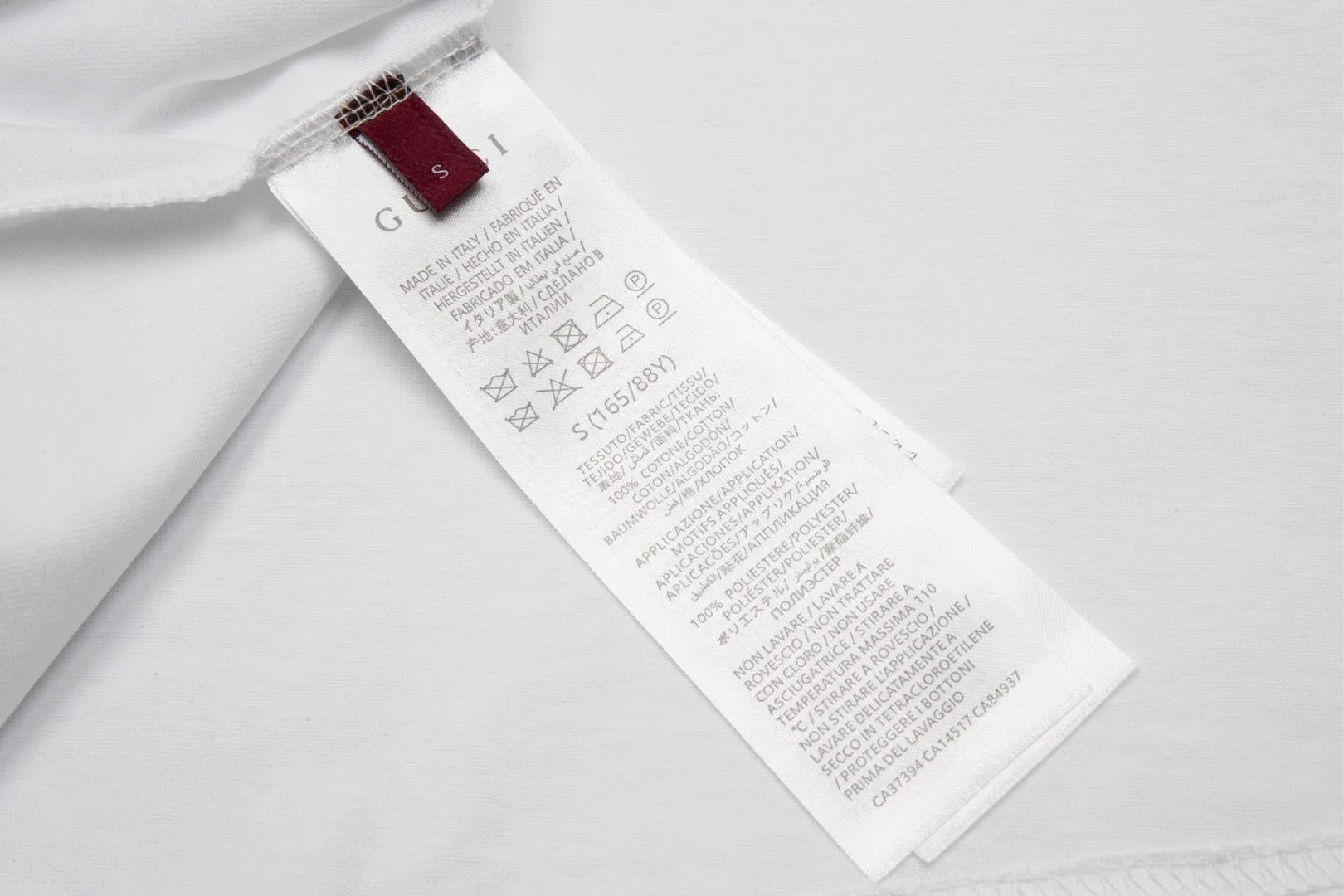 【GUCCI 公式旗艦店】クッチ   Tシャツ ご好評に付き再入荷！ 250214