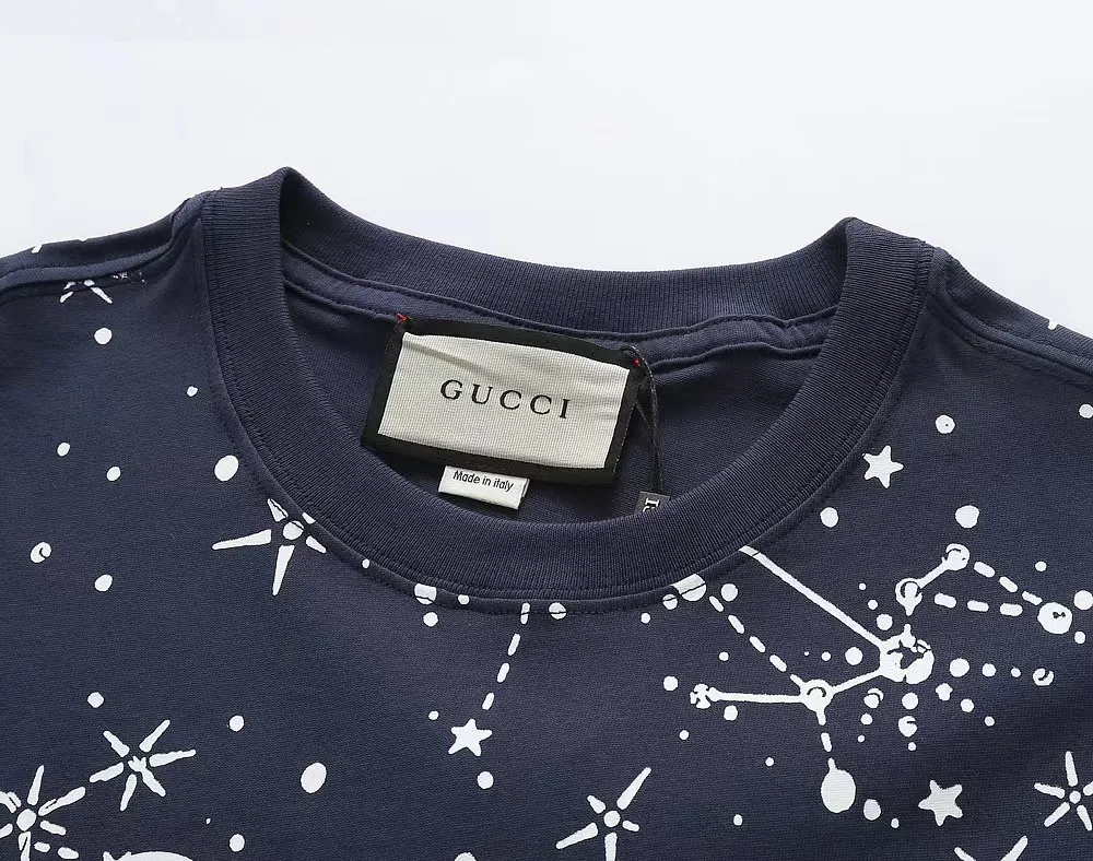 【GUCCI 公式旗艦店】クッチ   Tシャツ ご好評に付き再入荷！ 250214