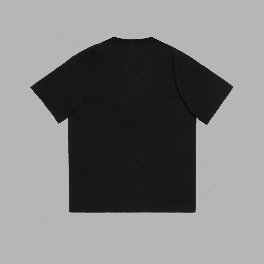 【GUCCI 公式旗艦店】クッチ   Tシャツ ご好評に付き再入荷！ 250214