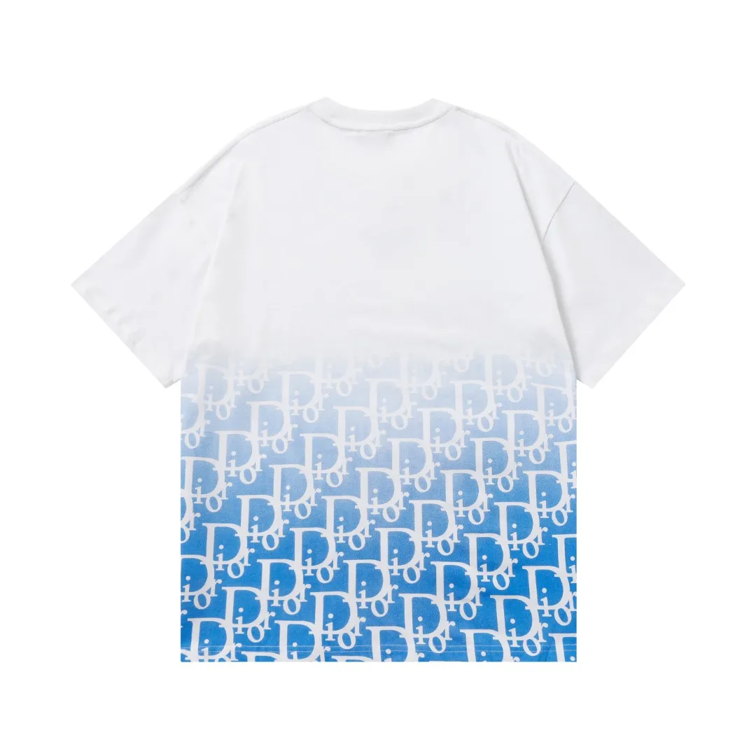 【DIOR 公式旗艦店】ディオール   Tシャツ ご好評に付き再入荷 250210