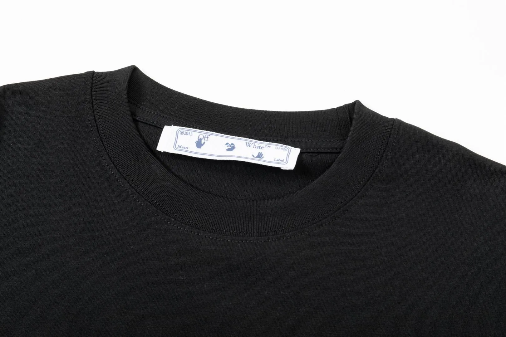 【OFF-WHITE  公式旗艦店】オフホワイト   Tシャツ  ご好評に付き再入荷！250215
