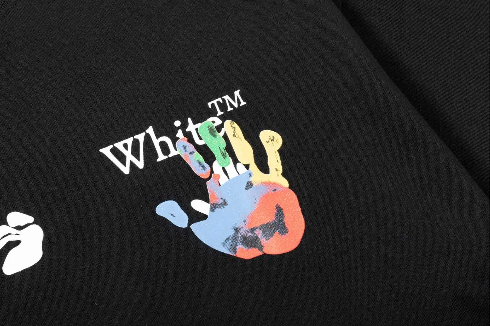 【OFF-WHITE  公式旗艦店】オフホワイト   Tシャツ  ご好評に付き再入荷！250215