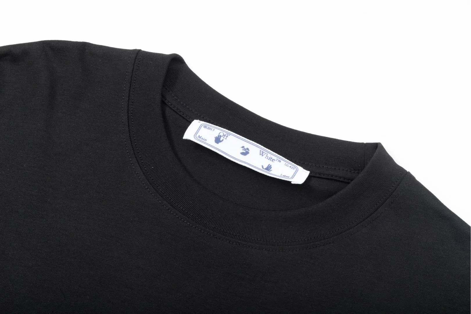 【OFF-WHITE  公式旗艦店】オフホワイト   Tシャツ  ご好評に付き再入荷！250215