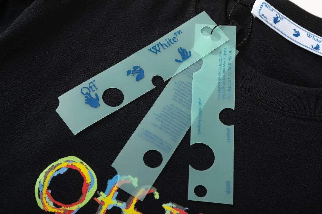 【OFF-WHITE  公式旗艦店】オフホワイト   Tシャツ  ご好評に付き再入荷！250215