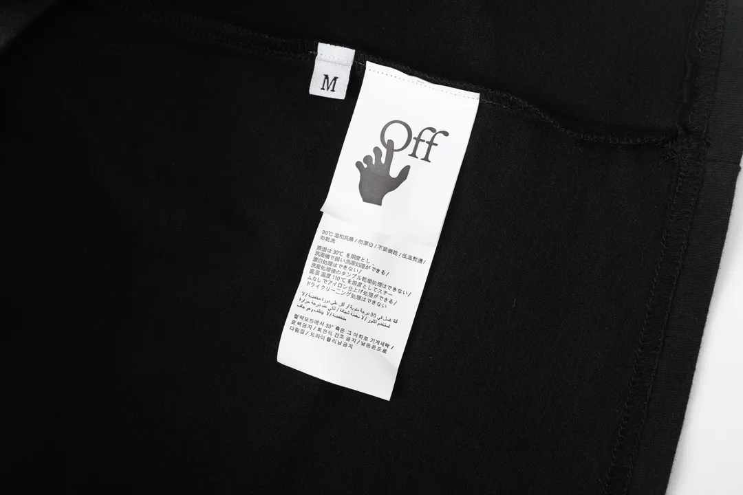 【OFF-WHITE  公式旗艦店】オフホワイト   Tシャツ  ご好評に付き再入荷！250215