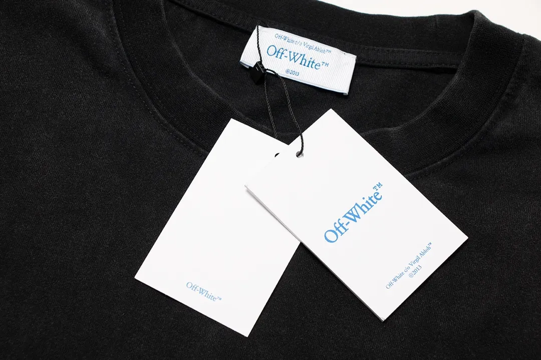 【OFF-WHITE 公式旗艦店】オフホワイト  Tシャツ ご好評に付き再入荷！24629