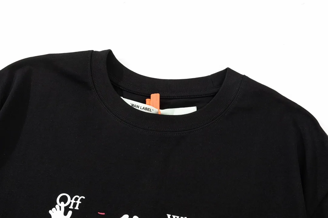 【OFF-WHITE 公式旗艦店】オフホワイト   Tシャツ ご好評に付き再入荷！