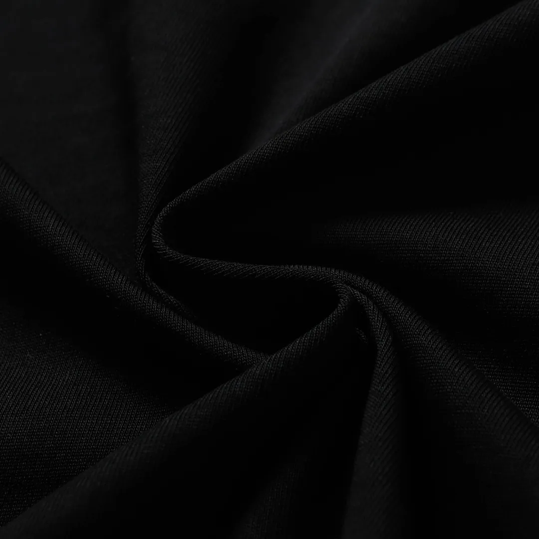 【BURBERRY  公式旗艦店】バーバリー  Tシャツ ご好評に付き再入荷 250211