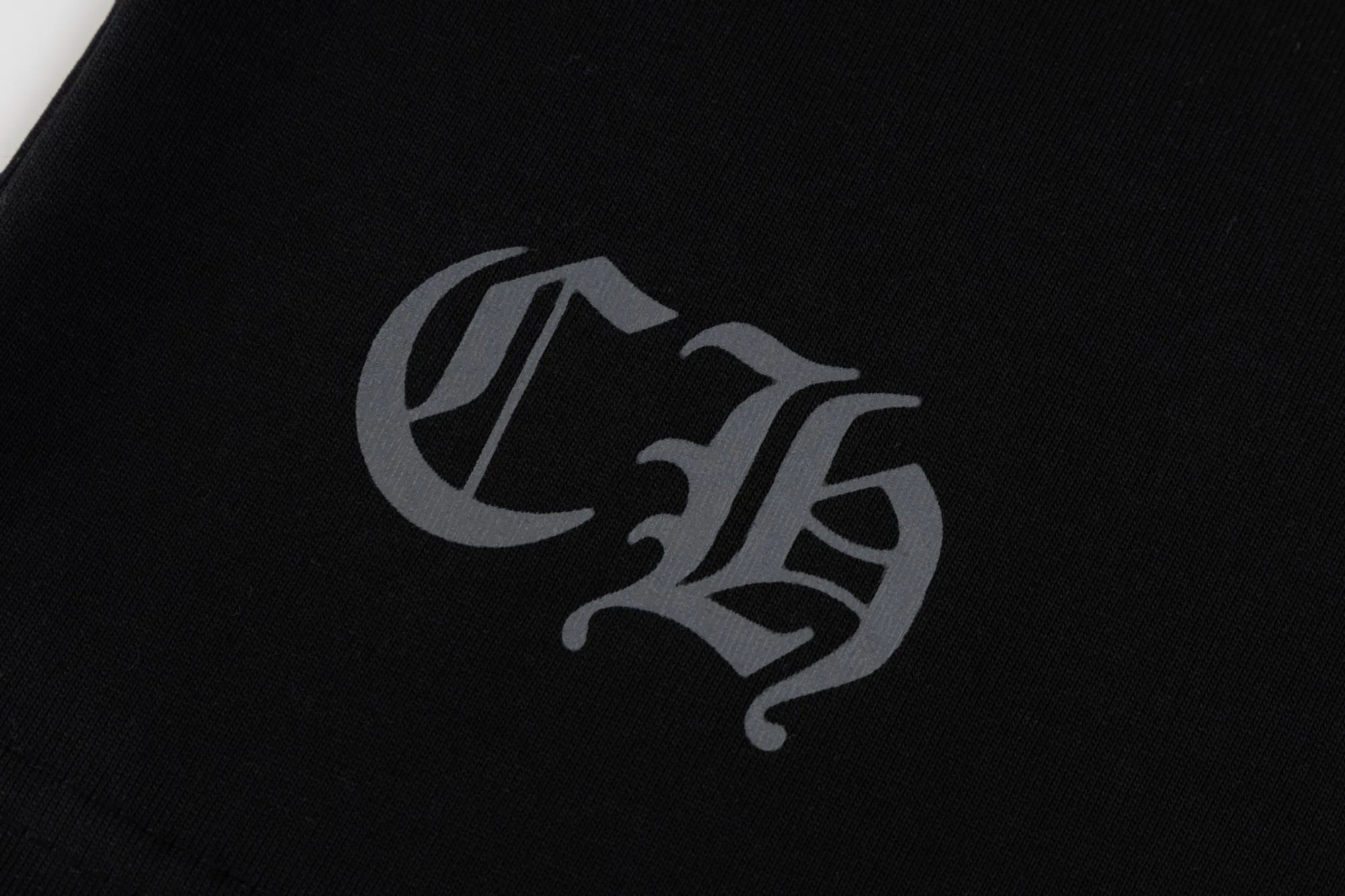 【CHROME HEARTS  公式旗艦店】クロムハーツ    Tシャツご好評に付き再入荷！250212