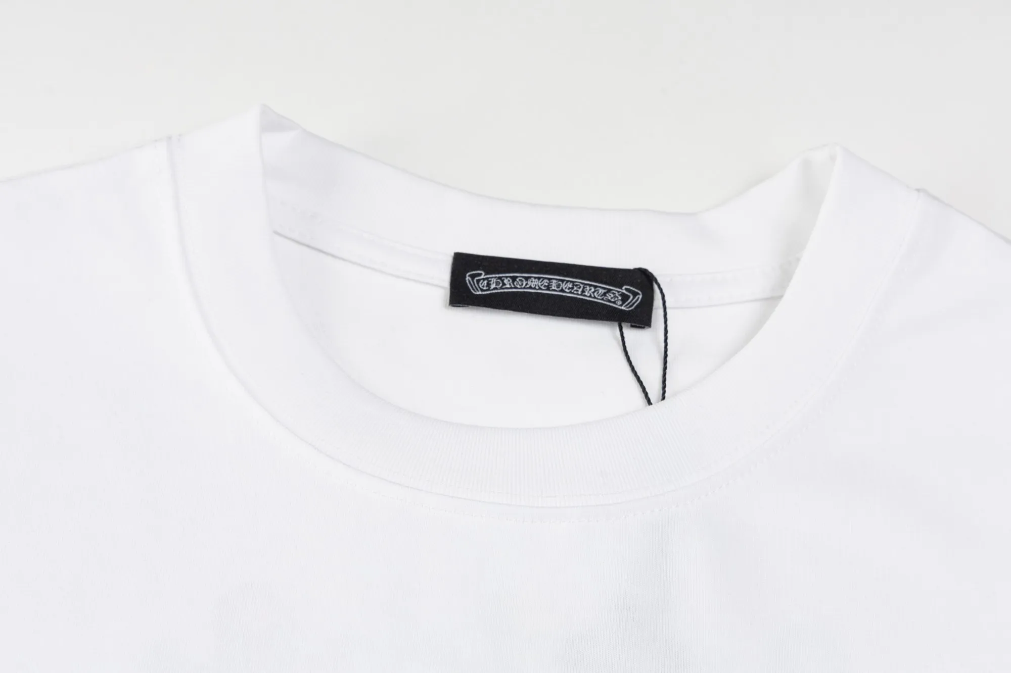 【CHROME HEARTS  公式旗艦店】クロムハーツ    Tシャツご好評に付き再入荷！250212