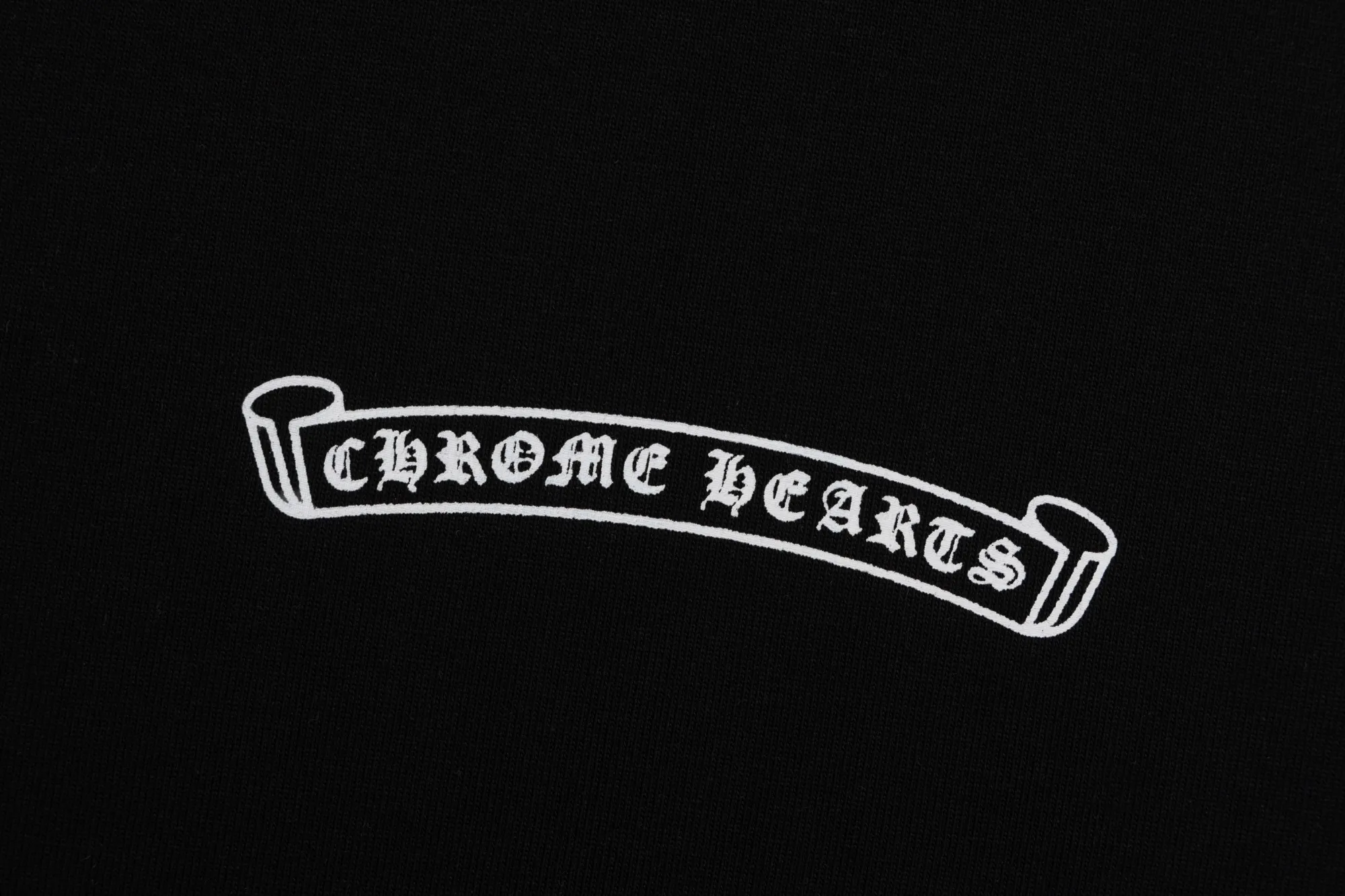 【CHROME HEARTS  公式旗艦店】クロムハーツ    Tシャツご好評に付き再入荷！250212