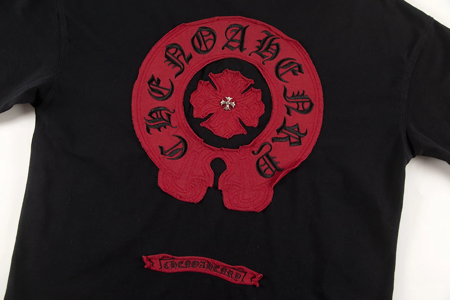 【CHROME HEARTS  公式旗艦店】クロムハーツ    Tシャツご好評に付き再入荷！250212