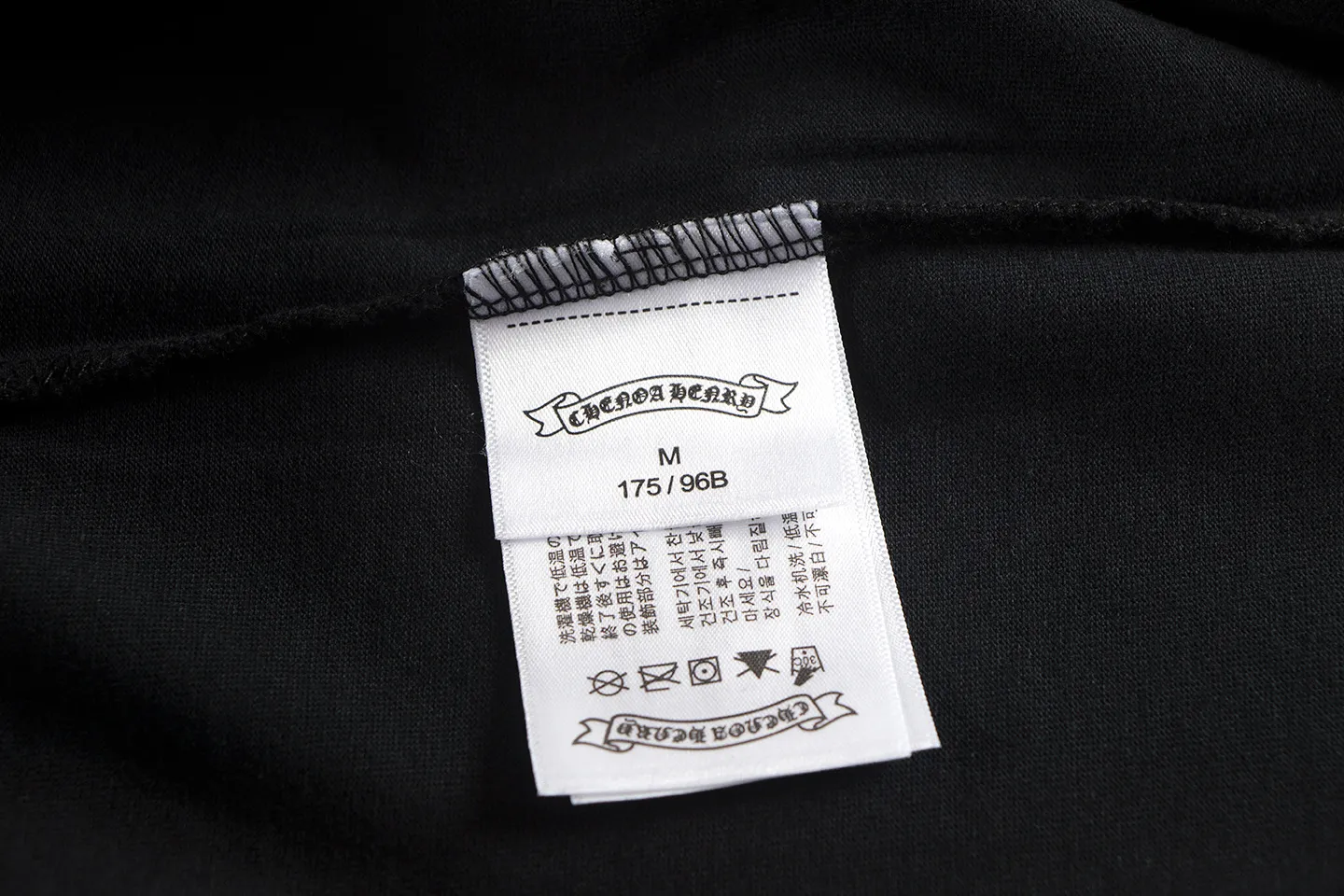 【CHROME HEARTS  公式旗艦店】クロムハーツ    Tシャツご好評に付き再入荷！250212