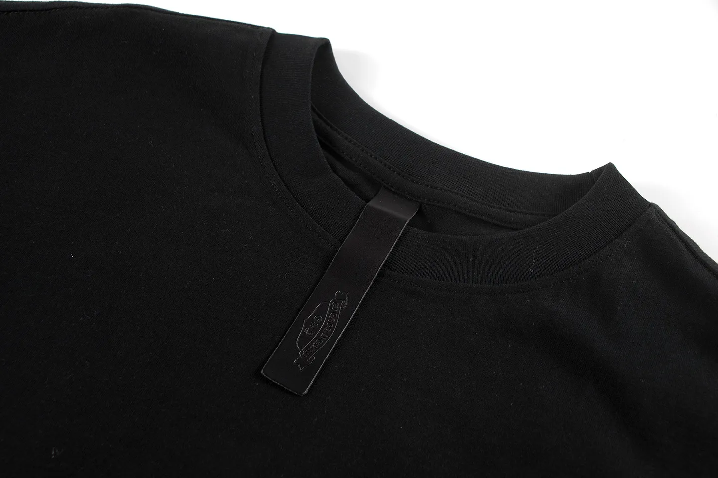 【CHROME HEARTS  公式旗艦店】クロムハーツ    Tシャツご好評に付き再入荷！250212