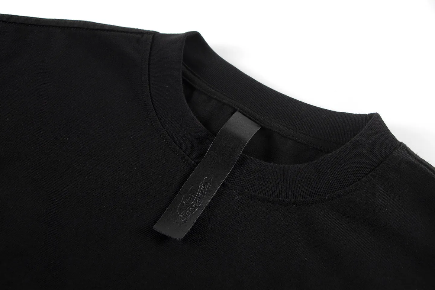 【CHROME HEARTS  公式旗艦店】クロムハーツ    Tシャツご好評に付き再入荷！250212