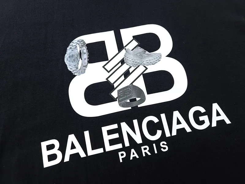 【BALENCIAGA  公式旗艦店】 バレンシアガ    Tシャツご好評に付き再入荷！250210