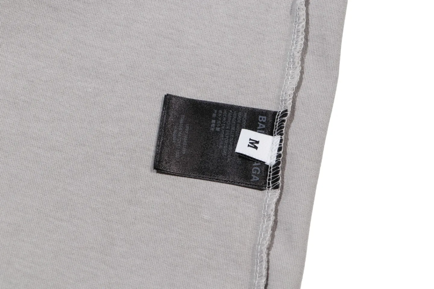 【BALENCIAGA 公式旗艦店】 バレンシアガ   Tシャツ ご好評に付き再入荷！250210