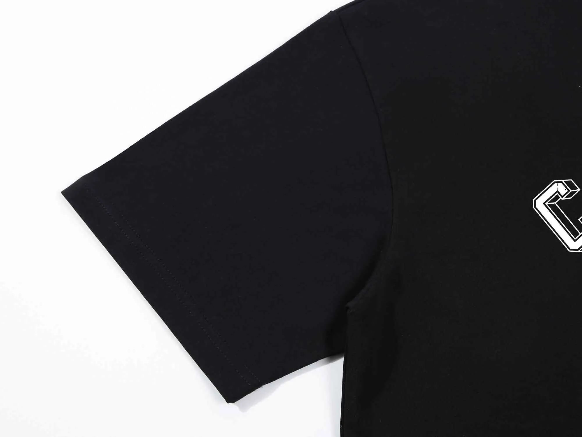 【CELINE 公式旗艦店】セリーヌ   Tシャツ ご好評に付き再入荷！ 250217