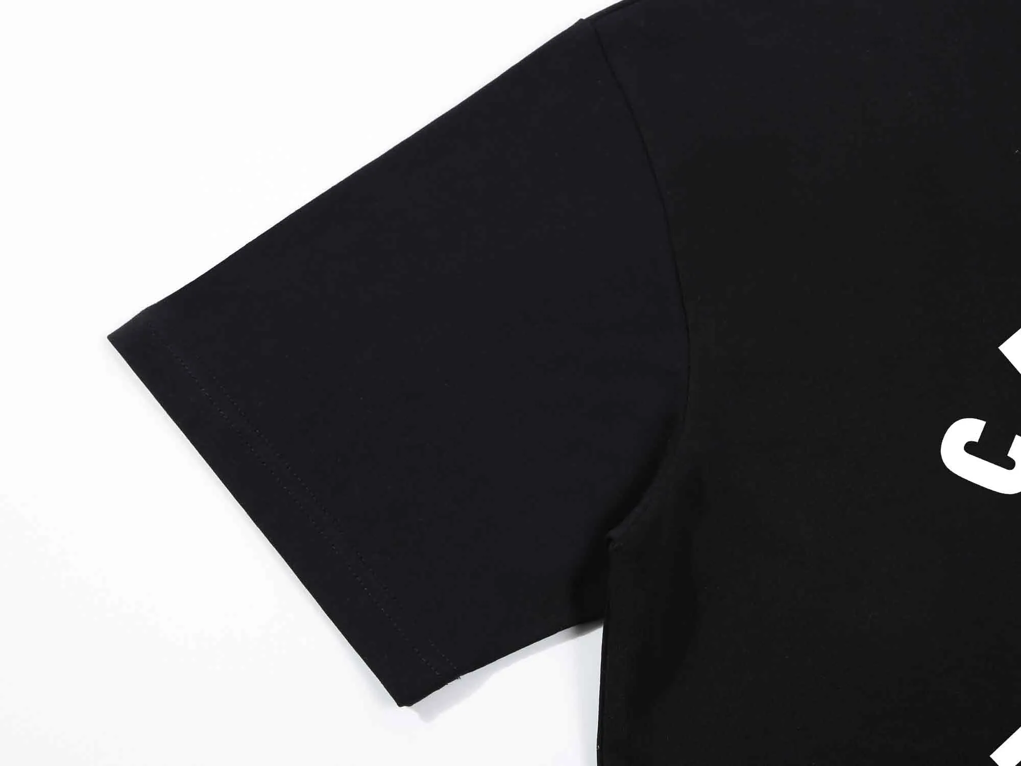 【CELINE 公式旗艦店】セリーヌ   Tシャツ ご好評に付き再入荷！ 250217