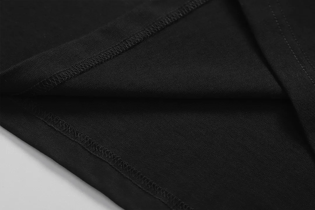 【CELINE  公式旗艦店】セリーヌ  Tシャツ ご好評に付き再入荷！