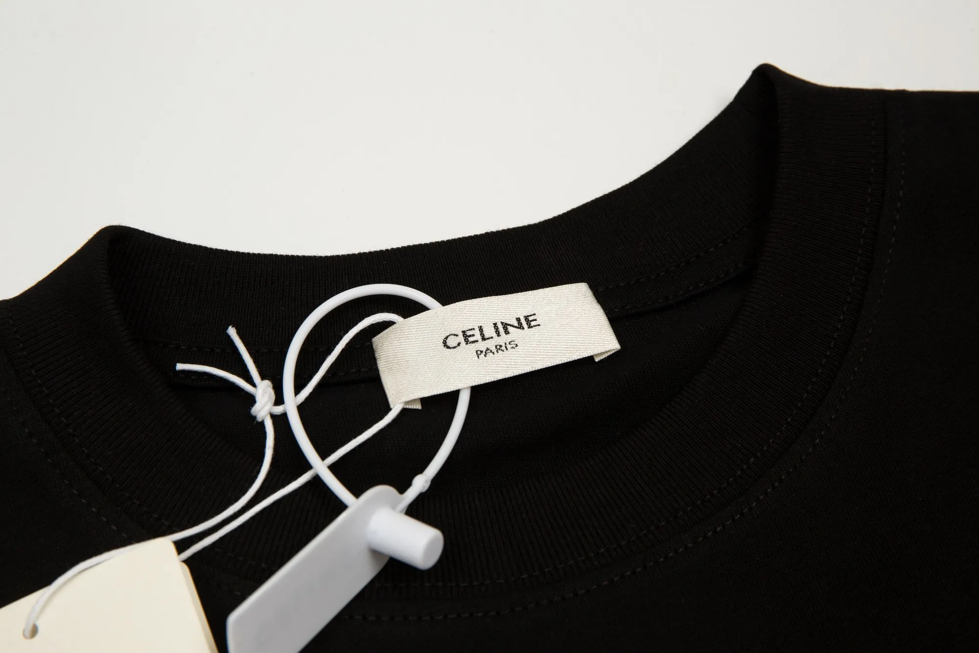 【CELINE  公式旗艦店】セリーヌ  Tシャツ ご好評に付き再入荷！