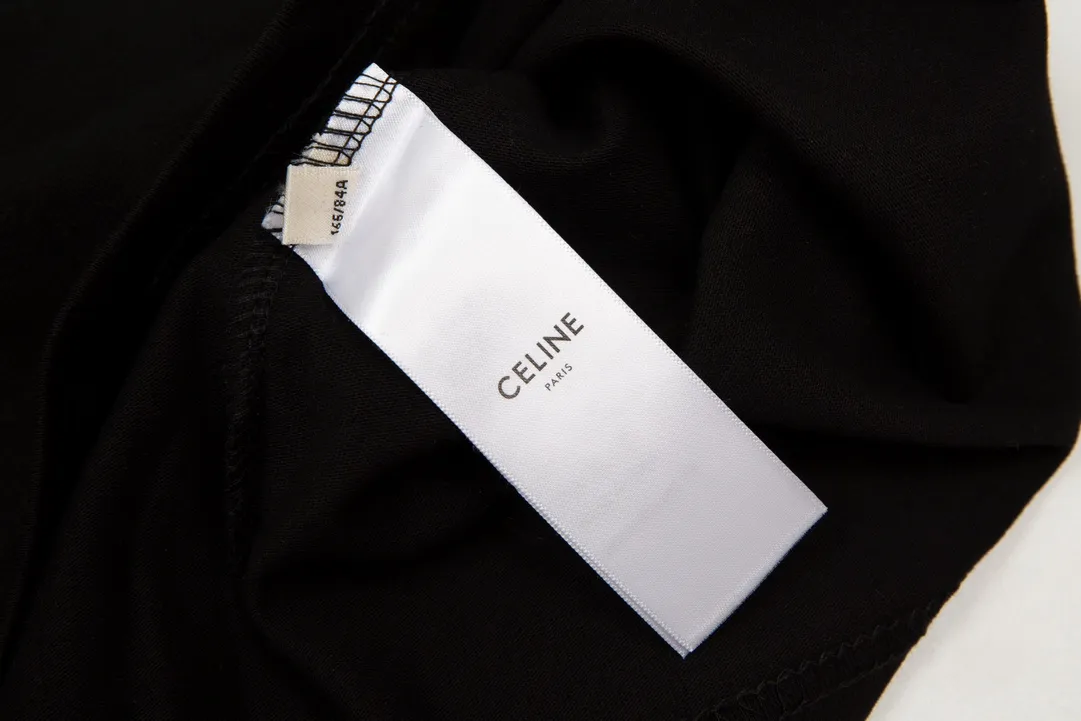 【CELINE  公式旗艦店】セリーヌ  Tシャツ ご好評に付き再入荷！