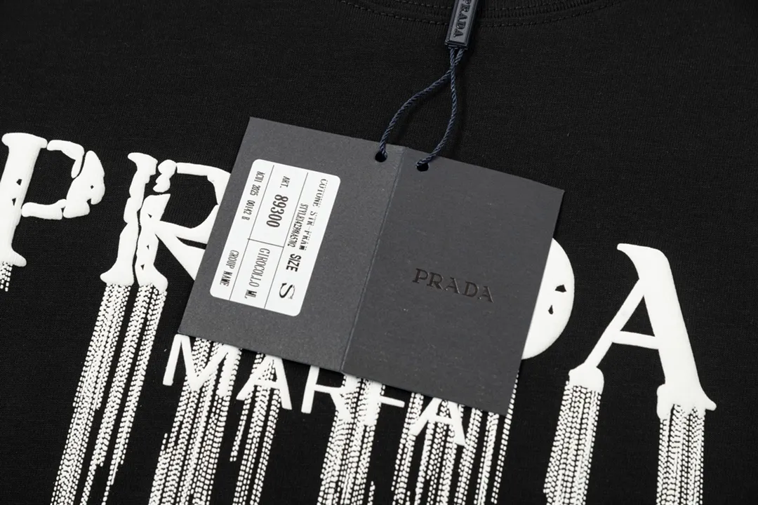 【PRADA 公式旗艦店】プラダ    Tシャツご好評に付き再入荷！ 250213