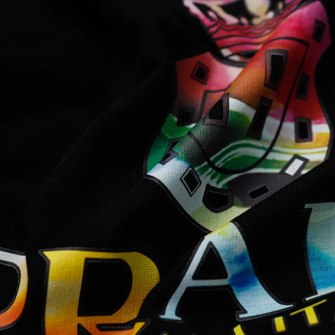 【PRADA  公式旗艦店】プラダ   Tシャツご好評に付き再入荷！