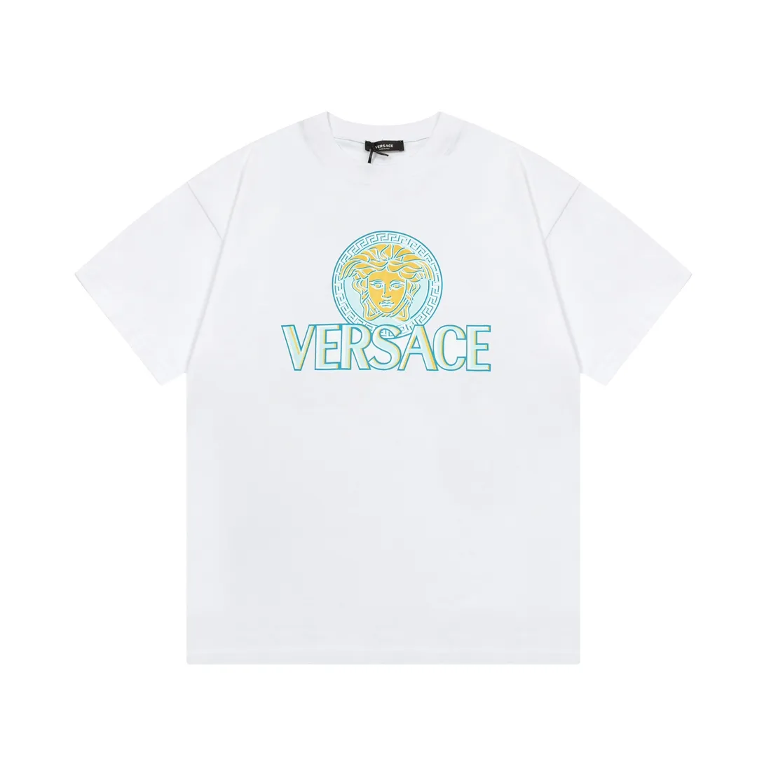 【VERSACE  公式旗艦店】ヴェルサーチ  Tシャツ ご好評に付き再入荷！250218
