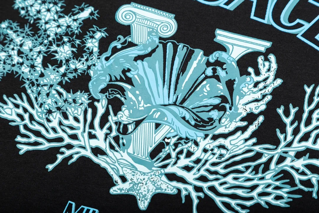 【VERSACE  公式旗艦店】ヴェルサーチ  Tシャツ ご好評に付き再入荷！250218