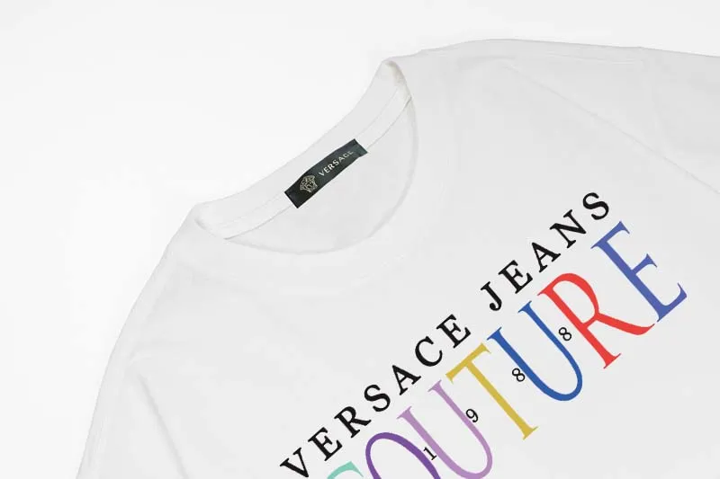 【VERSACE  公式旗艦店】ヴェルサーチ Tシャツご好評に付き再入荷 24628