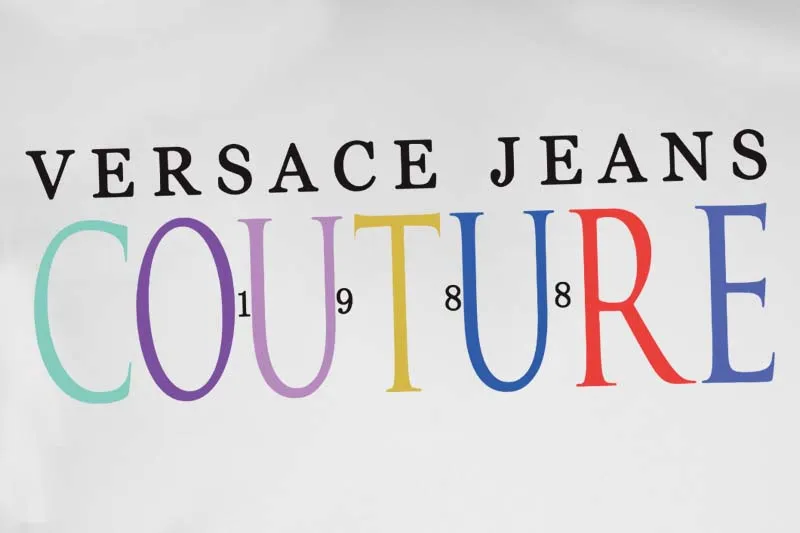 【VERSACE  公式旗艦店】ヴェルサーチ Tシャツご好評に付き再入荷 24628