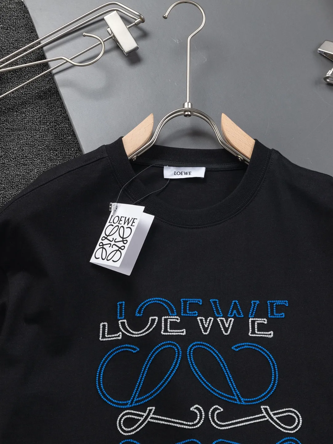 【LOEWE 公式旗艦店】ロエベ   Tシャツ ご好評に付き再入荷！250213