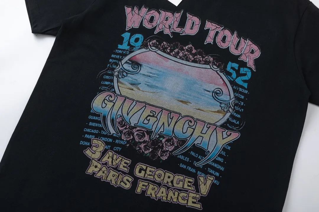 【GIVENCHY   公式旗艦店】 ジバンシー   Tシャツ ご好評に付き再入荷！ 250215