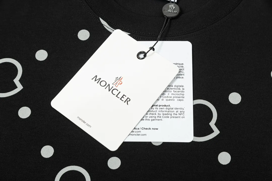 【MONCLER  公式旗艦店】モンクレール   Tシャツご好評に付き再入荷！250212
