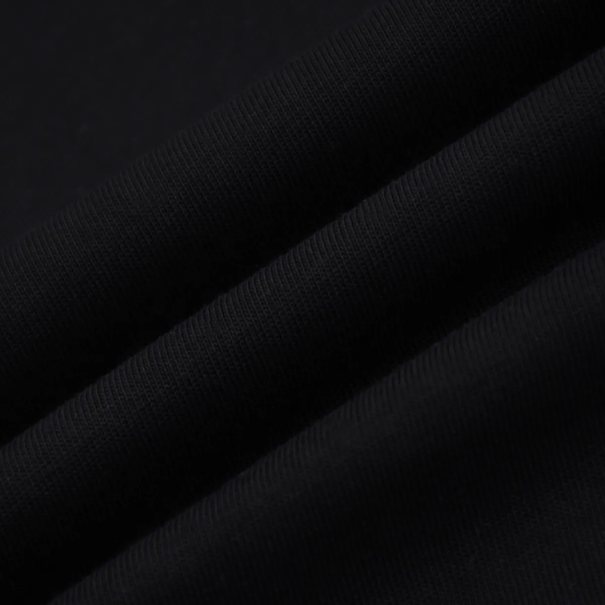 【MONCLER  公式旗艦店】モンクレール   Tシャツご好評に付き再入荷！250212